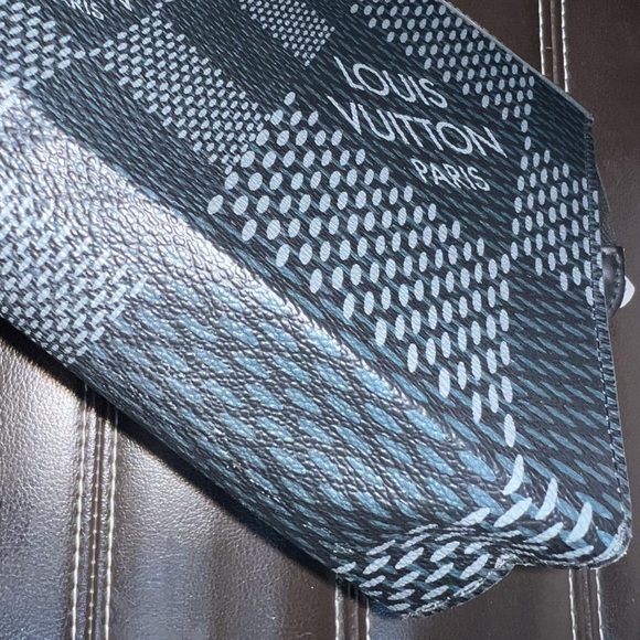 Men LARGE POCHETTE ECLIPSE VOYAGE ZIPPER CLOSURE - Picture 6 of 10